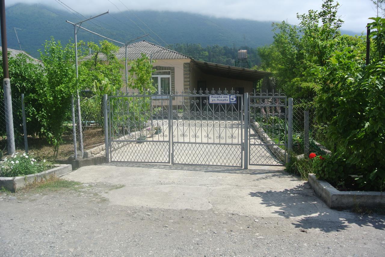 Tikhaya Gavan Guest House Gagry Exterior photo
