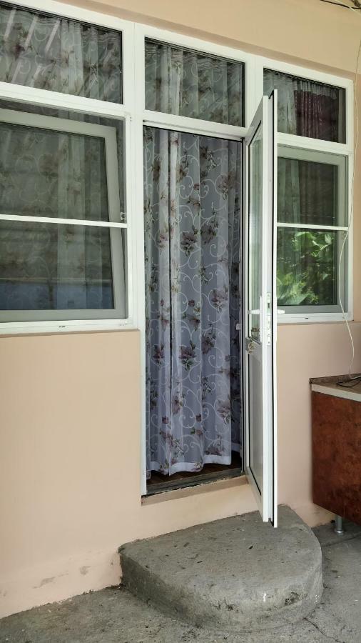Tikhaya Gavan Guest House Gagry Exterior photo