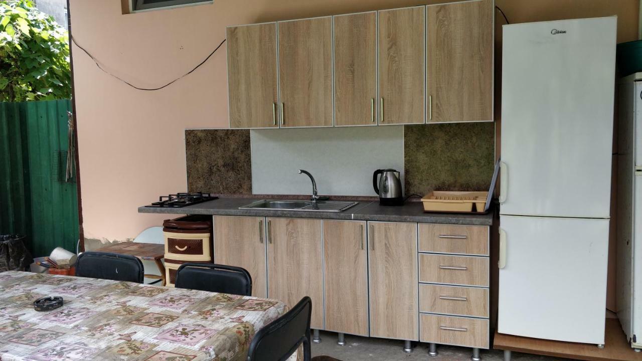 Tikhaya Gavan Guest House Gagry Exterior photo